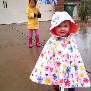 Infant Girls Rain Poncho Spring/Fall Coat 6-12 mos
